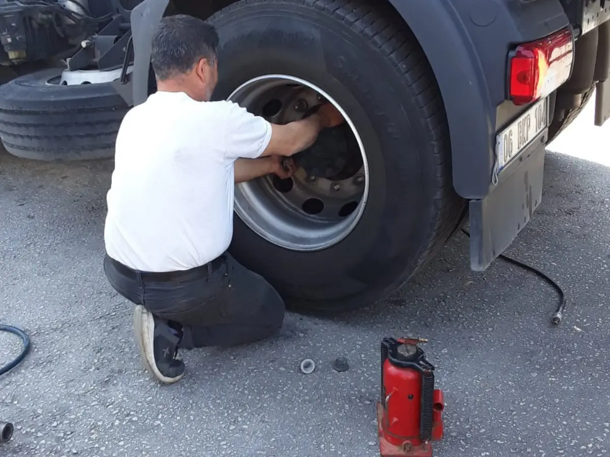 Diyadin Oto Lastikçi